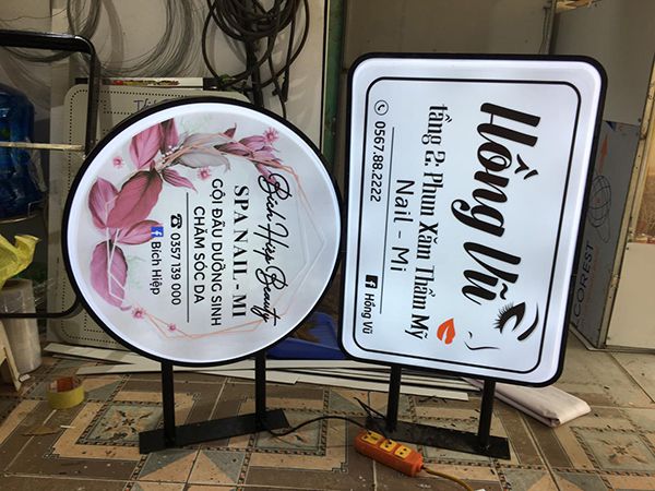 Thiết Kế Bảng Hiệu Mica Hút Nổi Đẹp