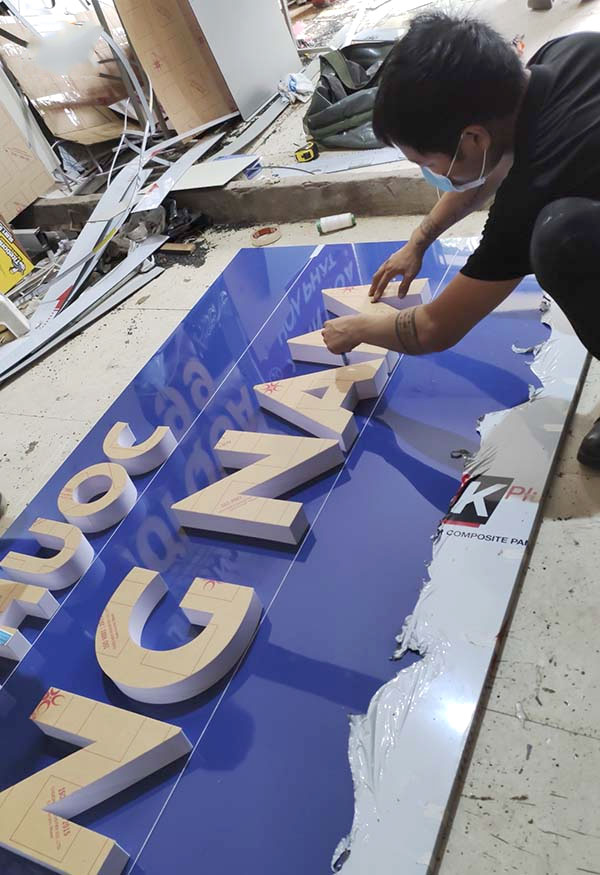 Làm Biển Quảng Cáo Chữ Nổi