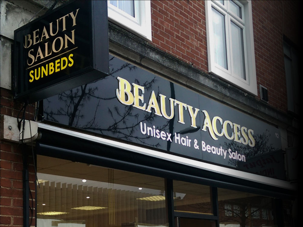 Thi Công Bảng Hiệu Phun Xăm Thẩm Mỹ