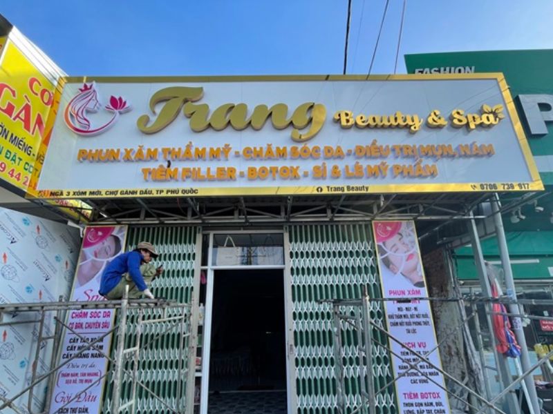 Mẫu Bảng Hiệu Phun Xăm Thẩm Mỹ Đẹp Năm 2026