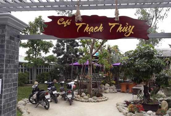 Bảng Hiệu Bằng Gỗ Đẹp