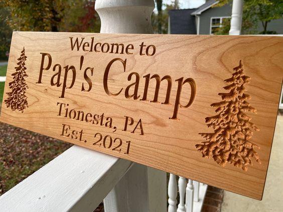 Thi Công Bảng Hiệu Bằng Gỗ