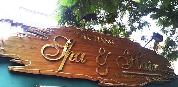 Thiết Kế Bảng Hiệu Bằng Gỗ