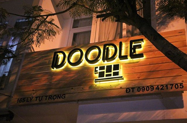 Mẫu Bảng Hiệu Bằng Gỗ Đẹp Năm 2026