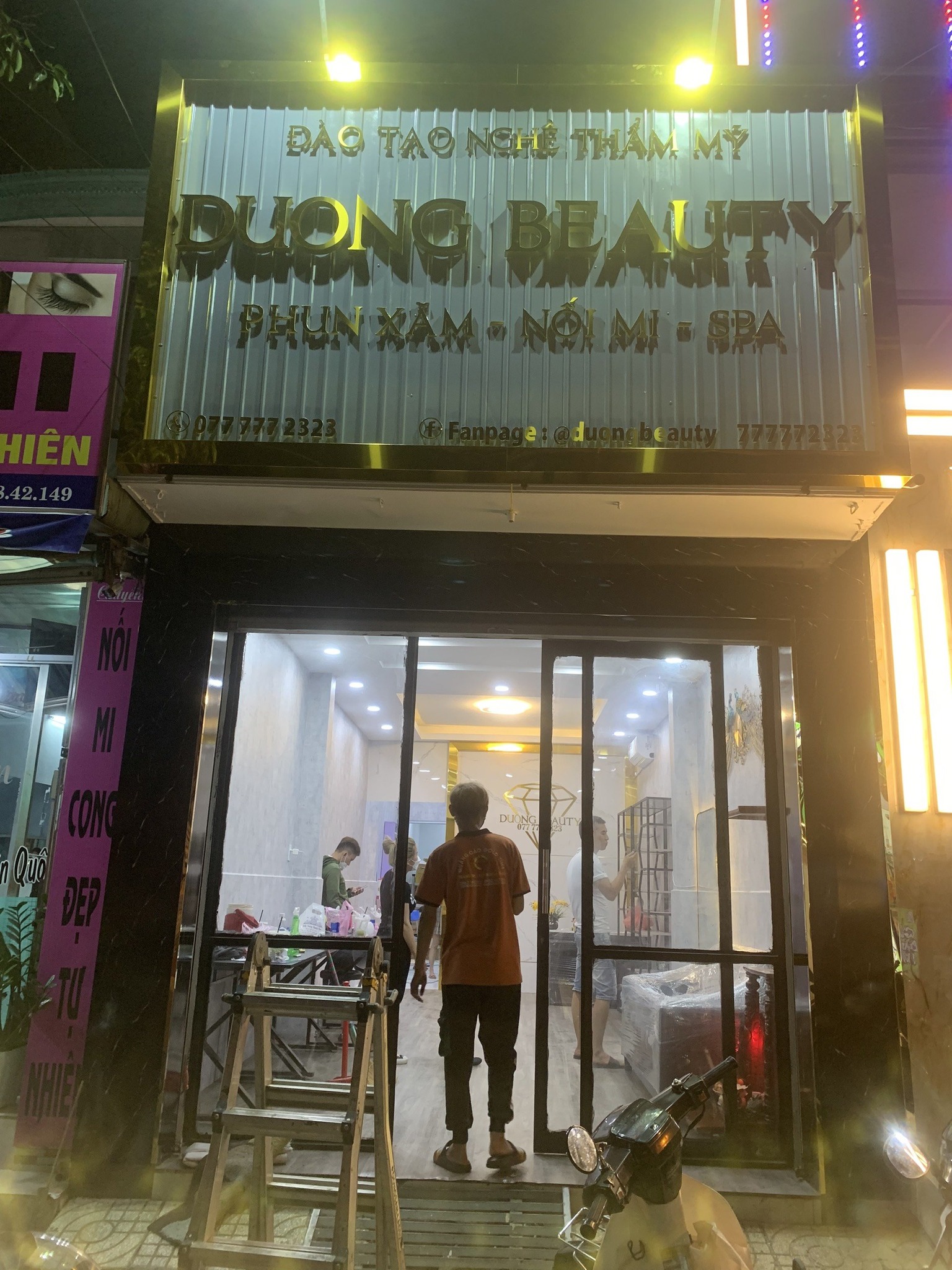 Thi Công Biển Hiệu Tôn Sóng