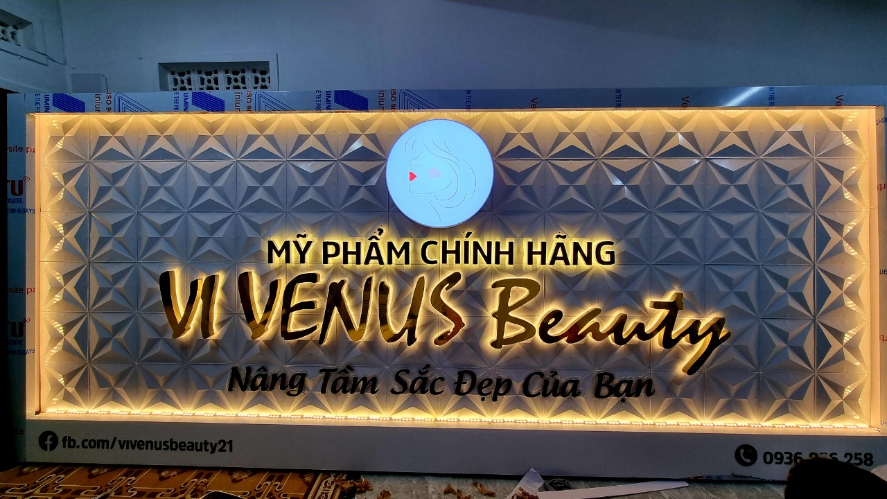 Thi công bảng hiệu chữ alu gương đẹp