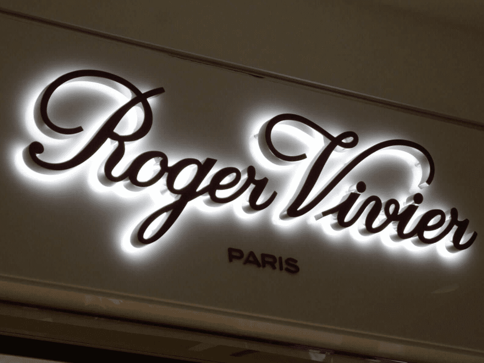 Thiết Kế Bảng Hiệu Chữ Nổi Đèn LED