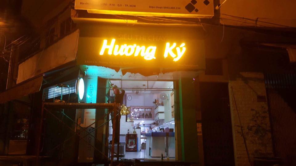 Thiết Kế Bảng Hiệu Chữ Nổi Đèn LED