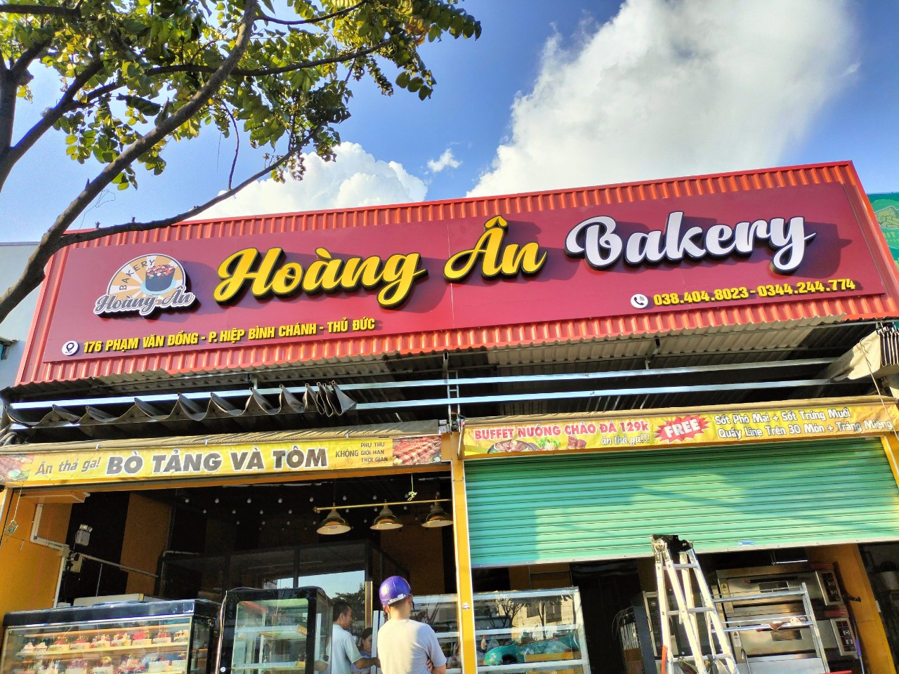 Bảng hiệu lam tôn