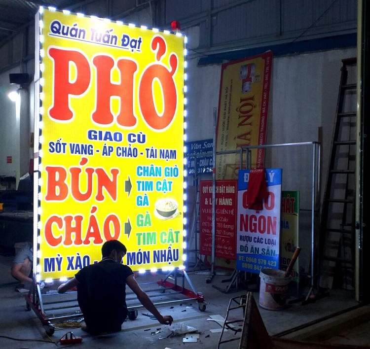 Thi Công Biển Quảng Cáo Phở Đẹp