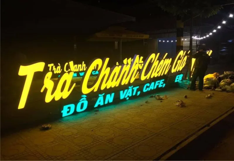 Mẫu Chữ Nổi Mica Gắn Đèn LED Đẹp
