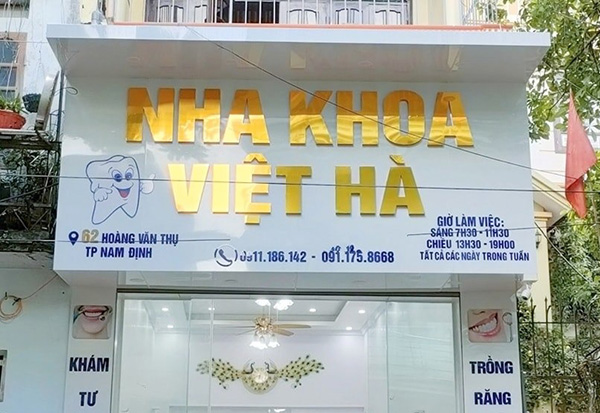 Thi Công Bảng Hiệu Nha Khoa Chuyên Nghiệp