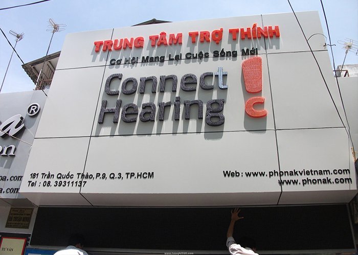 Mẫu Bảng Hiệu Alu Chữ Nổi Inox Đẹp