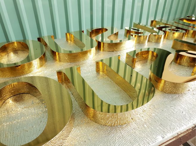 Biển Hiệu Chữ Nổi Inox Vàng Đẹp