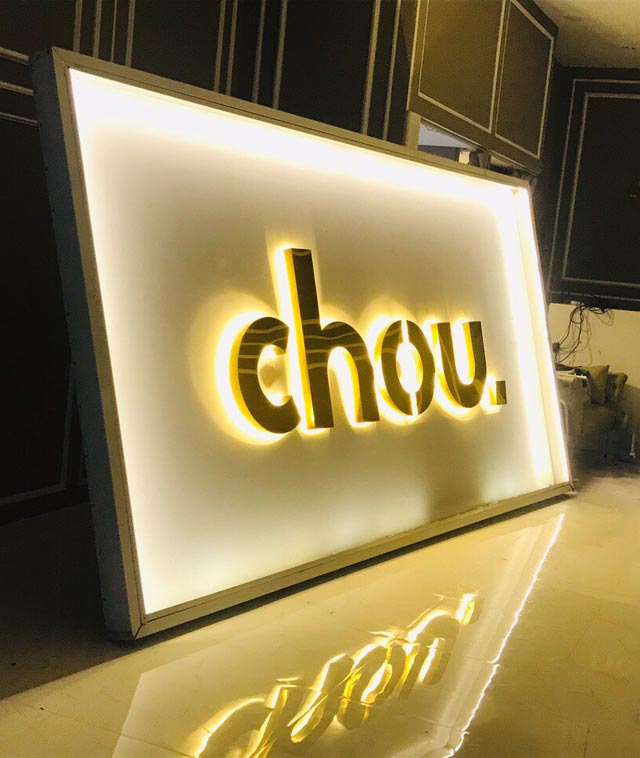 Thi Công Biển Hiệu Chữ Nổi Inox Vàng Đẹp
