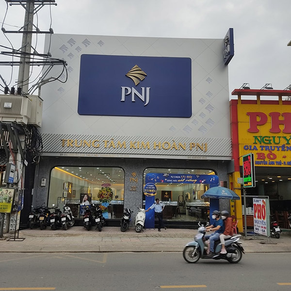 Mẫu Bảng Hiệu Tiệm Vàng Đẹp Năm 2026
