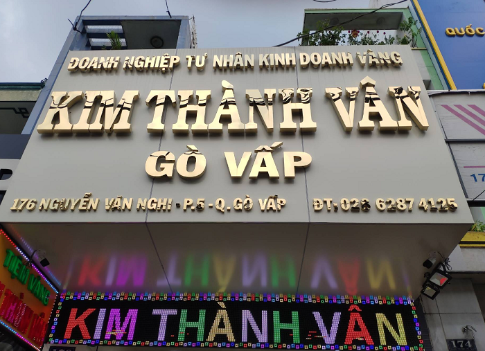 Thiết Kế Biển Hiệu Alu Chữ Nổi Inox Vàng