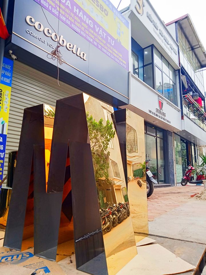 Mẫu Biển Hiệu Alu Chữ Nổi Inox Vàng Đẹp Năm 2026