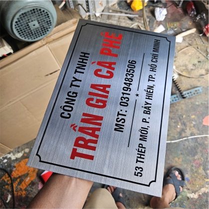 Thiết Kế Bảng Inox Ăn Mòn Đẹp