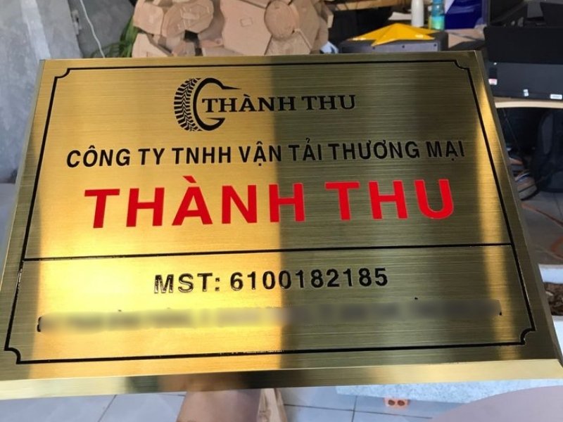 Mẫu Bảng Inox Ăn Mòn Đẹp Năm 2026