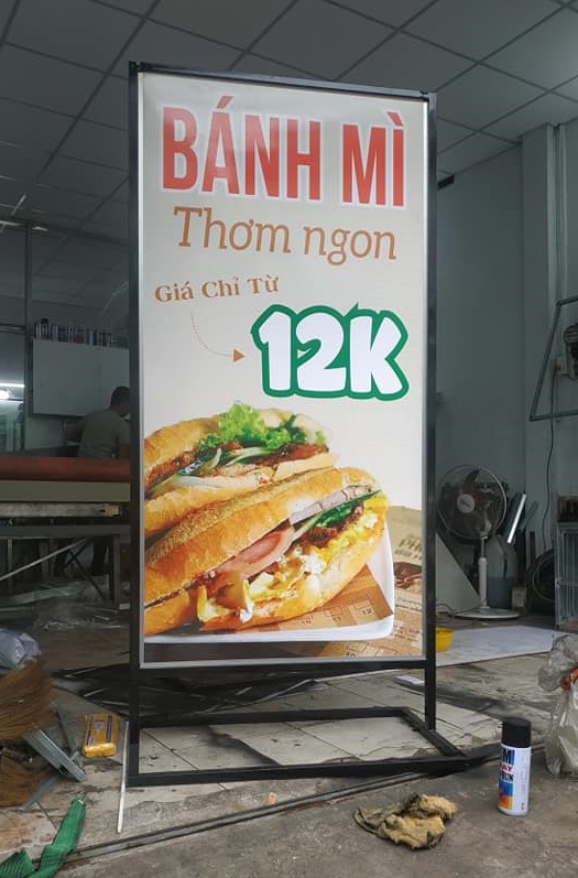 Thi Công Biển Quảng Cáo Bánh Mì