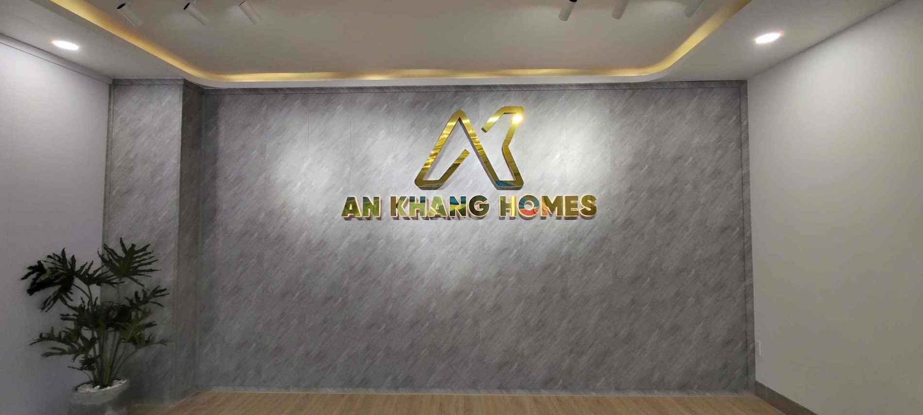 Bảng Hiệu Chữ Inox Vàng Gương Đẹp