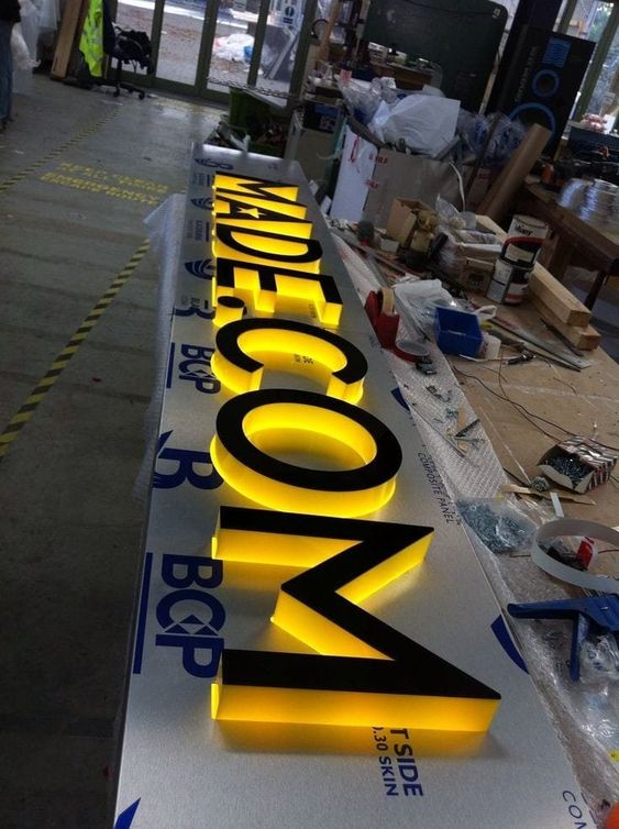 Bảng Hiệu Chữ Nổi 3D Đẹp