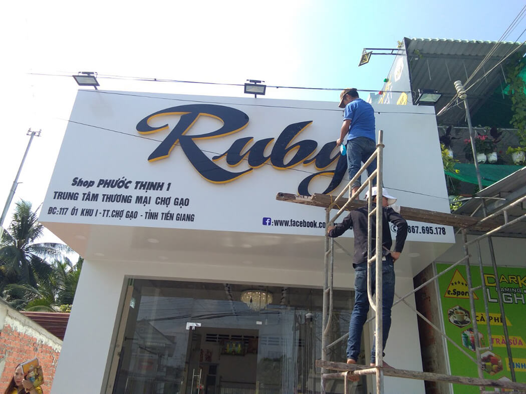 Mẫu Bảng Hiệu Shop Thời Trang Đẹp