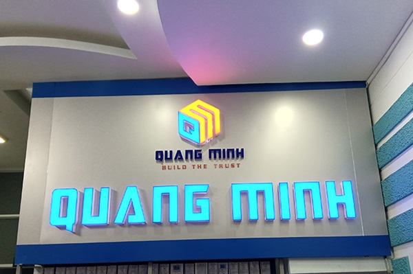 Thi Công Logo Chữ Nổi Mica Đẹp