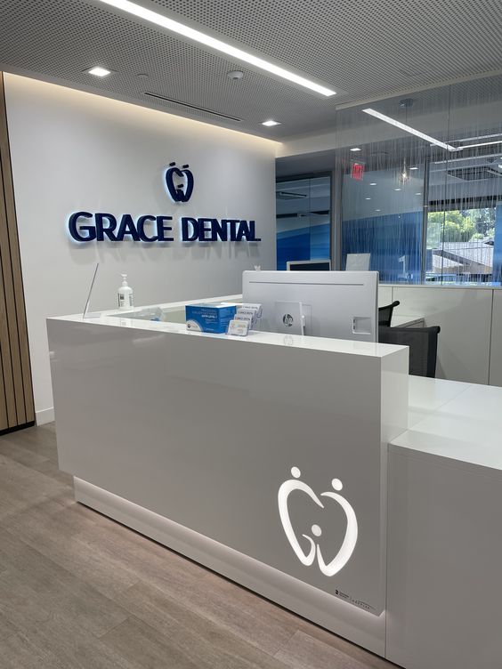 Thiết Kế Logo Chữ Nổi Mica Đẹp