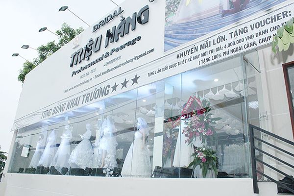 Thi Công Biển Hiệu Áo Cưới Đẹp