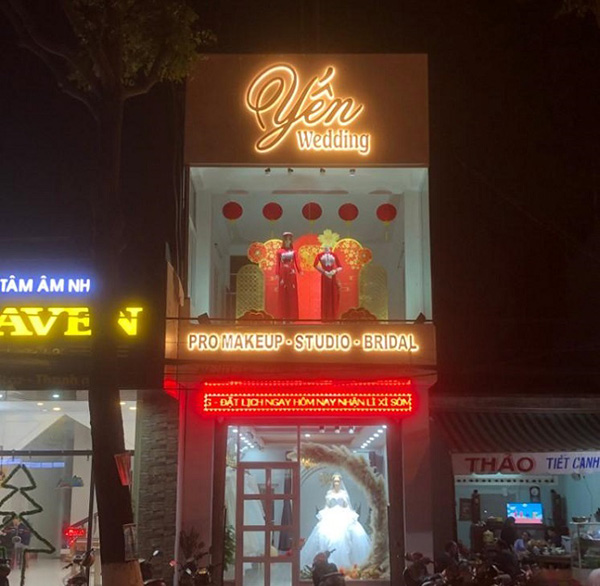 Thiết Kế Biển Hiệu Áo Cưới Đẹp
