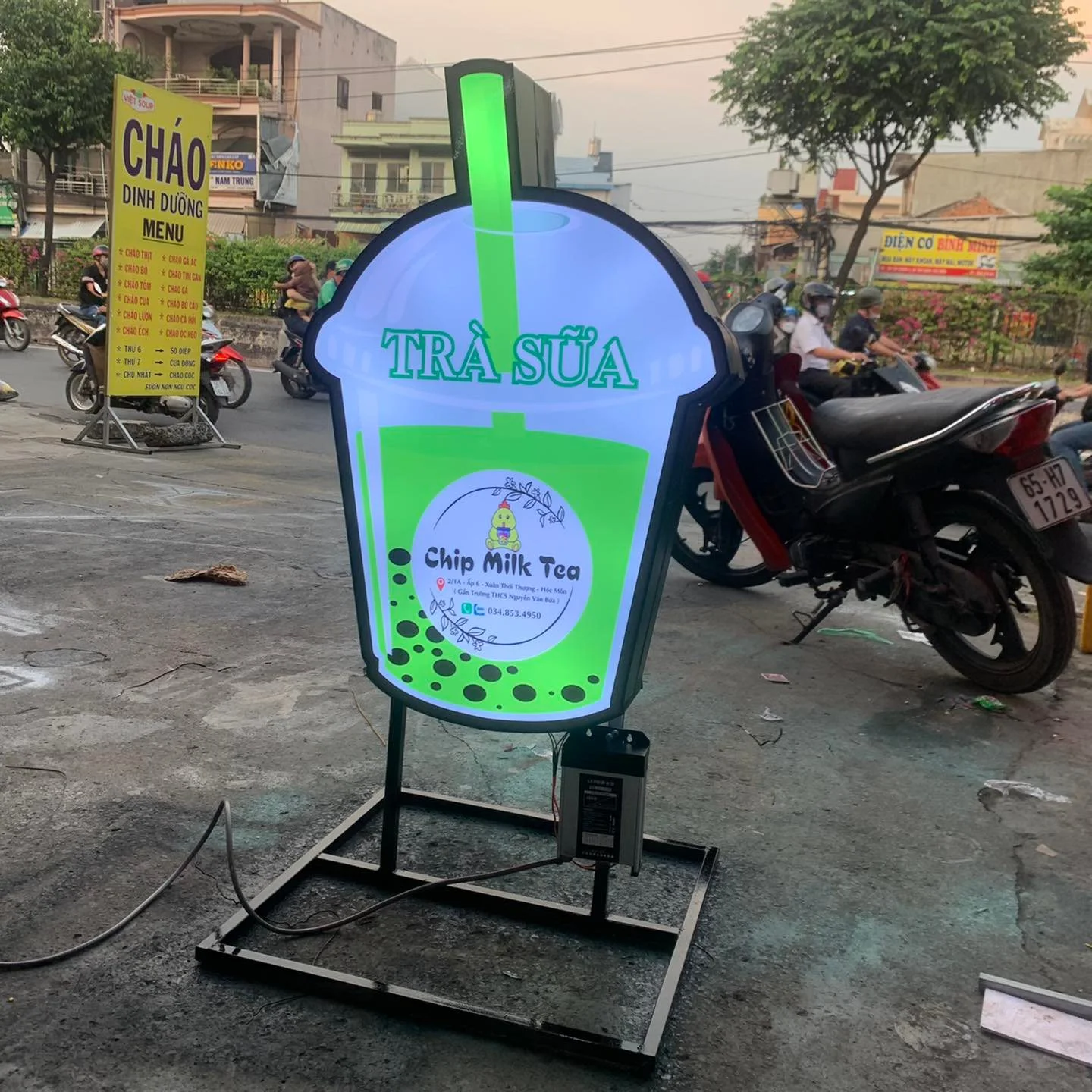 Mẫu Bảng Hiệu Hộp Đèn Trà Sữa Đẹp Năm 2026