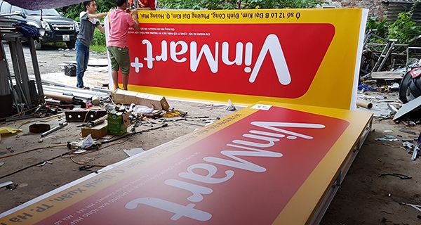 Mẫu Hộp Đèn Bảng Hiệu Đẹp Năm 2026