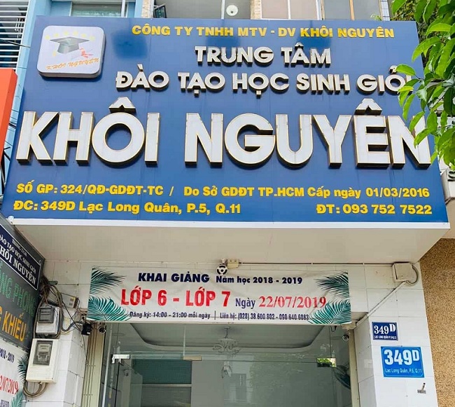 Mẫu Hộp Đèn Bảng Hiệu Đẹp Năm 2026