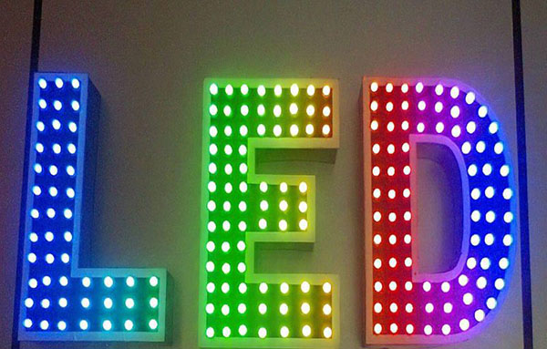 Thiết Kế Bảng Hiệu Đèn LED Đẹp