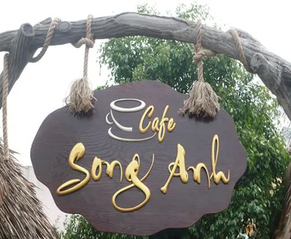 Thi Công Bảng Hiệu Treo Đẹp
