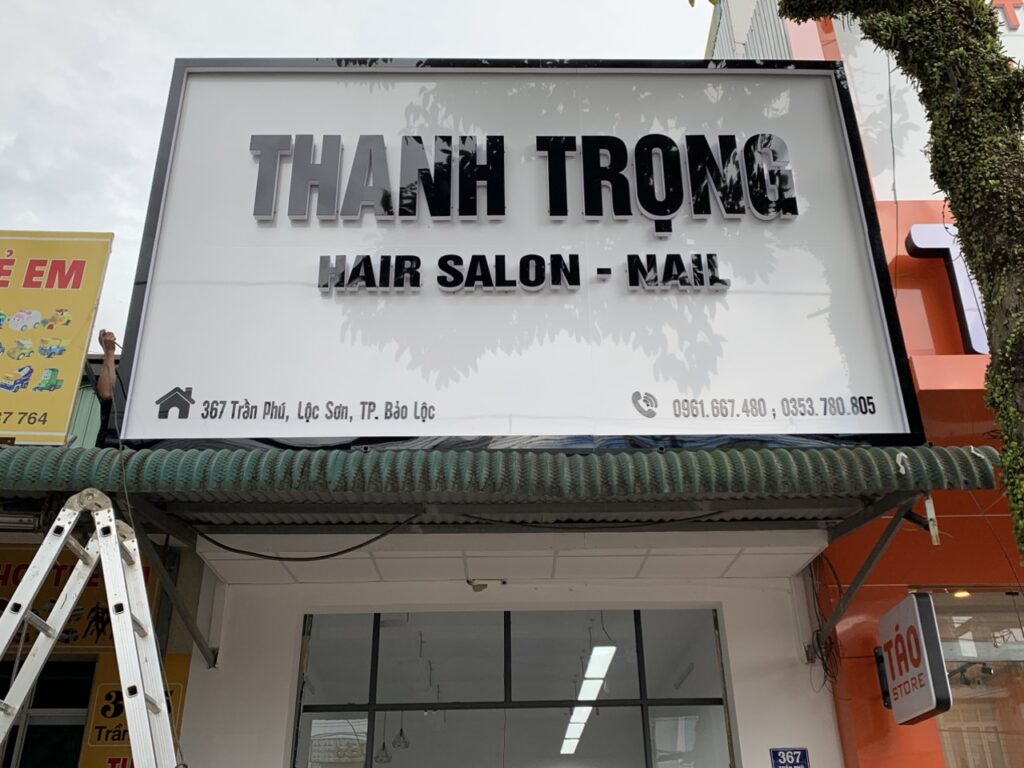 Mẫu Biển Hiệu Salon Tóc Đẹp Năm 2026