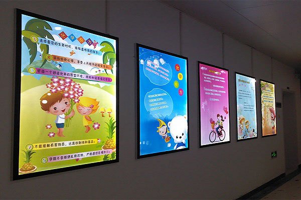 Mẫu Hộp Đèn Quảng Cáo LED Đẹp