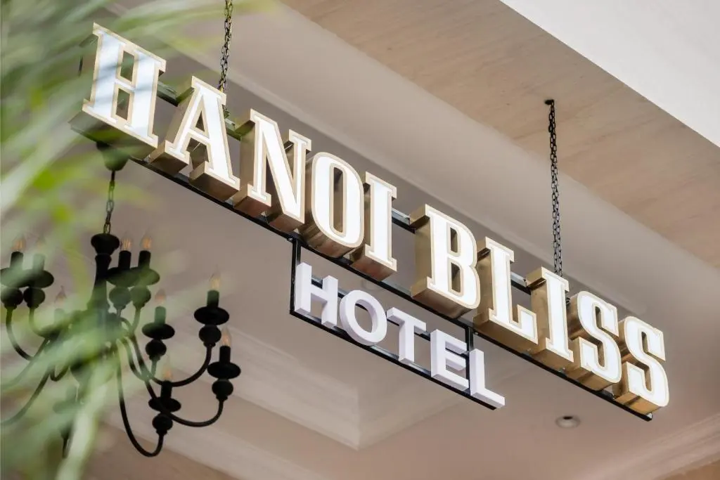 Thi Công Biển Đèn LED Chữ Nổi