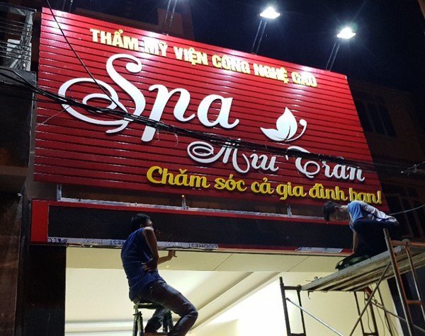 Thi Công Bảng Quảng Cáo Spa Đẹp
