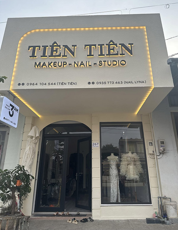 Thiết Kế Bảng Hiệu Makeup Đẹp, Sang Trọng