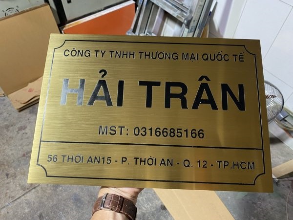 Thi Công Bảng Hiệu Công Ty Inox Đẹp