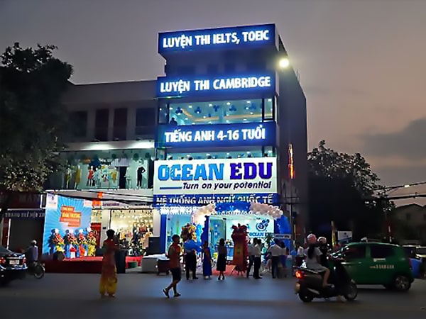 Thiết Kế Biển Hiệu Trung Tâm Ngoại Ngữ Đẹp