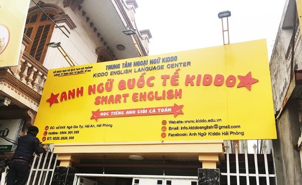 Mẫu Biển Hiệu Trung Tâm Ngoại Ngữ Đẹp