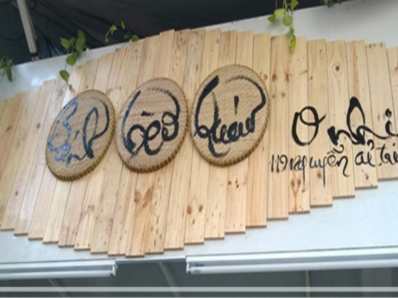 Bảng hiệu gỗ quận 12