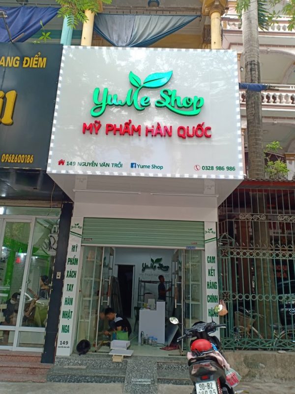 Thiết Kế Bảng Hiệu Shop Mỹ Phẩm Đẹp