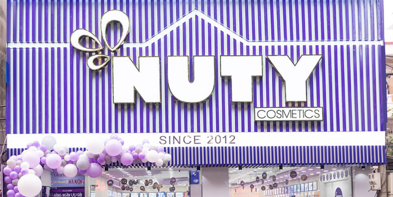 Mẫu Bảng Hiệu Shop Mỹ Phẩm Đẹp