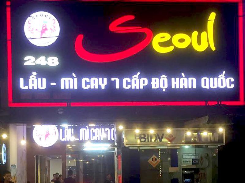 Thi Công Bảng Hiệu Mì Cay Đẹp