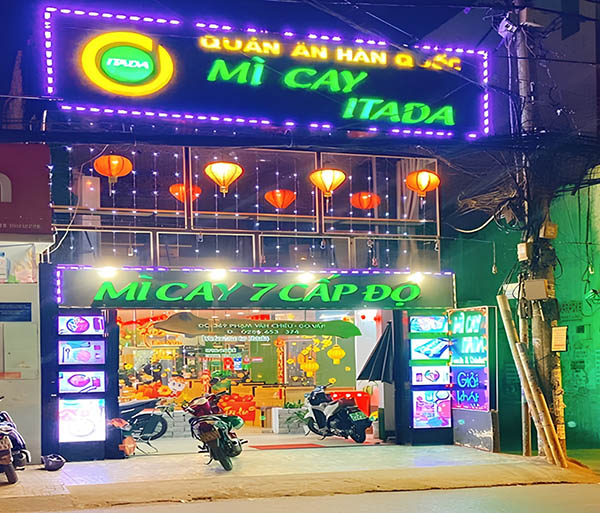 Mẫu Bảng Hiệu Mì Cay Đẹp